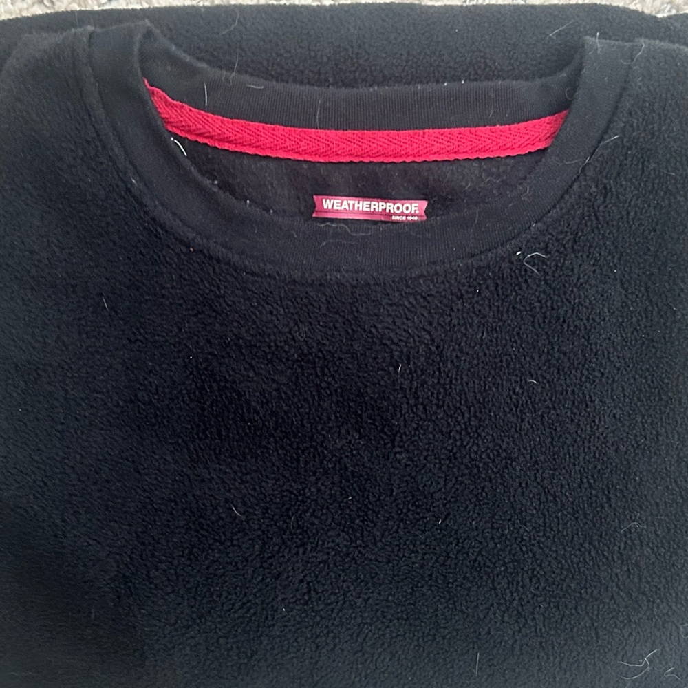 Men’s black long sleeve sweater